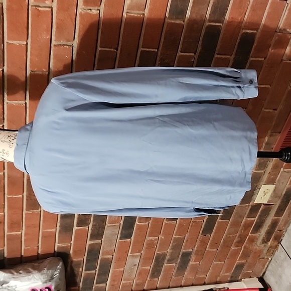 KORET size 14 button down blouse in powder blue - Picture 5 of 7